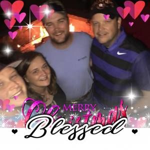 Meet your Posher, Kim